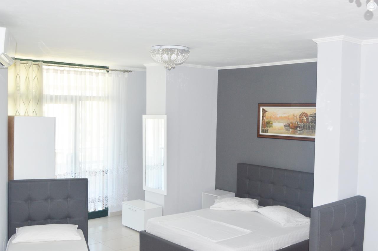 Hotel Riviera Дуррес Экстерьер фото