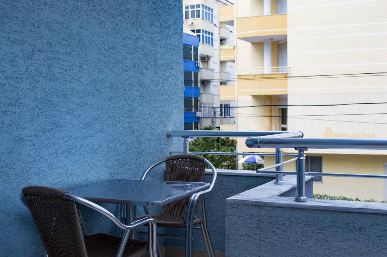 Hotel Riviera Дуррес Экстерьер фото