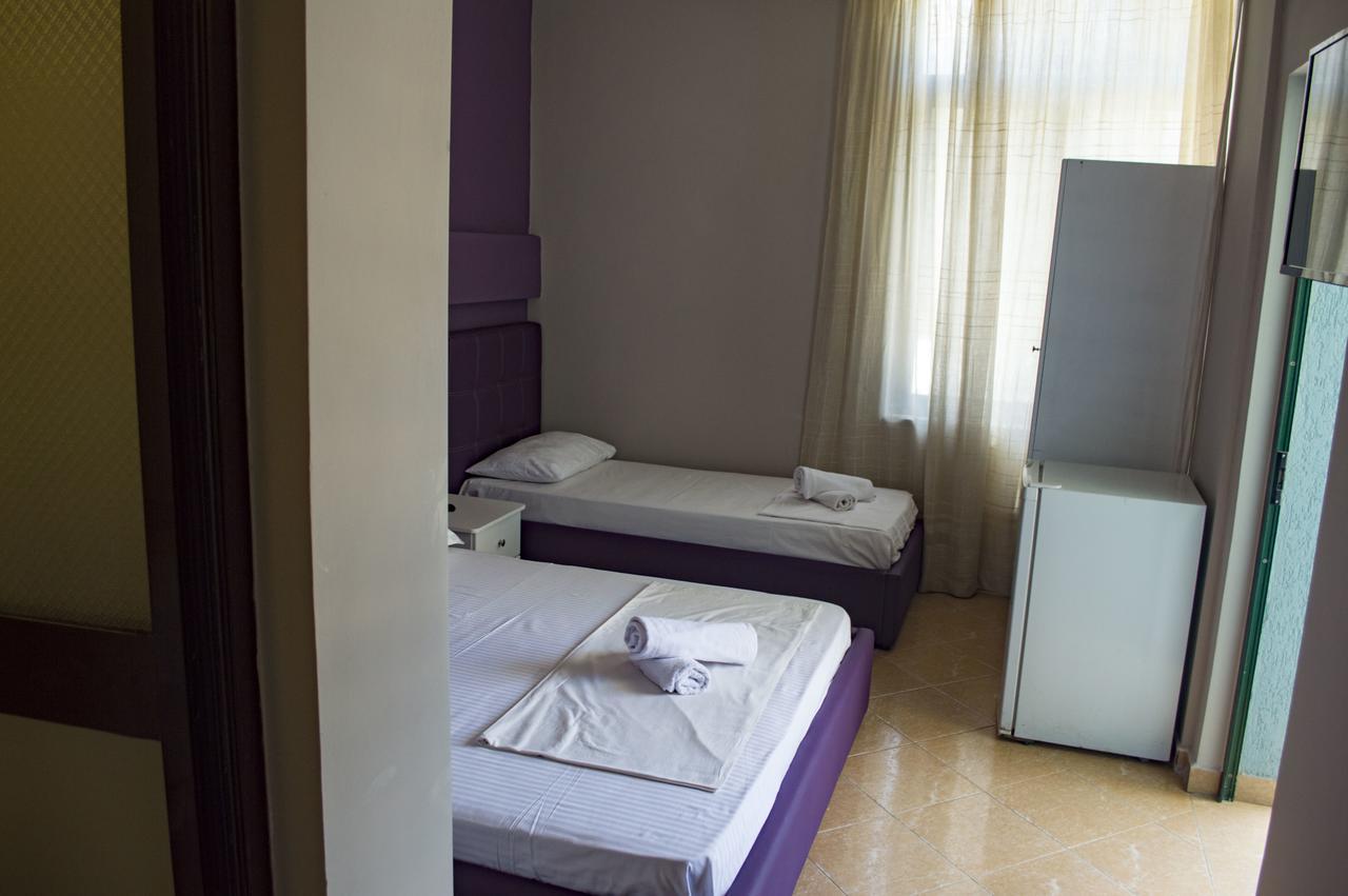 Hotel Riviera Дуррес Экстерьер фото