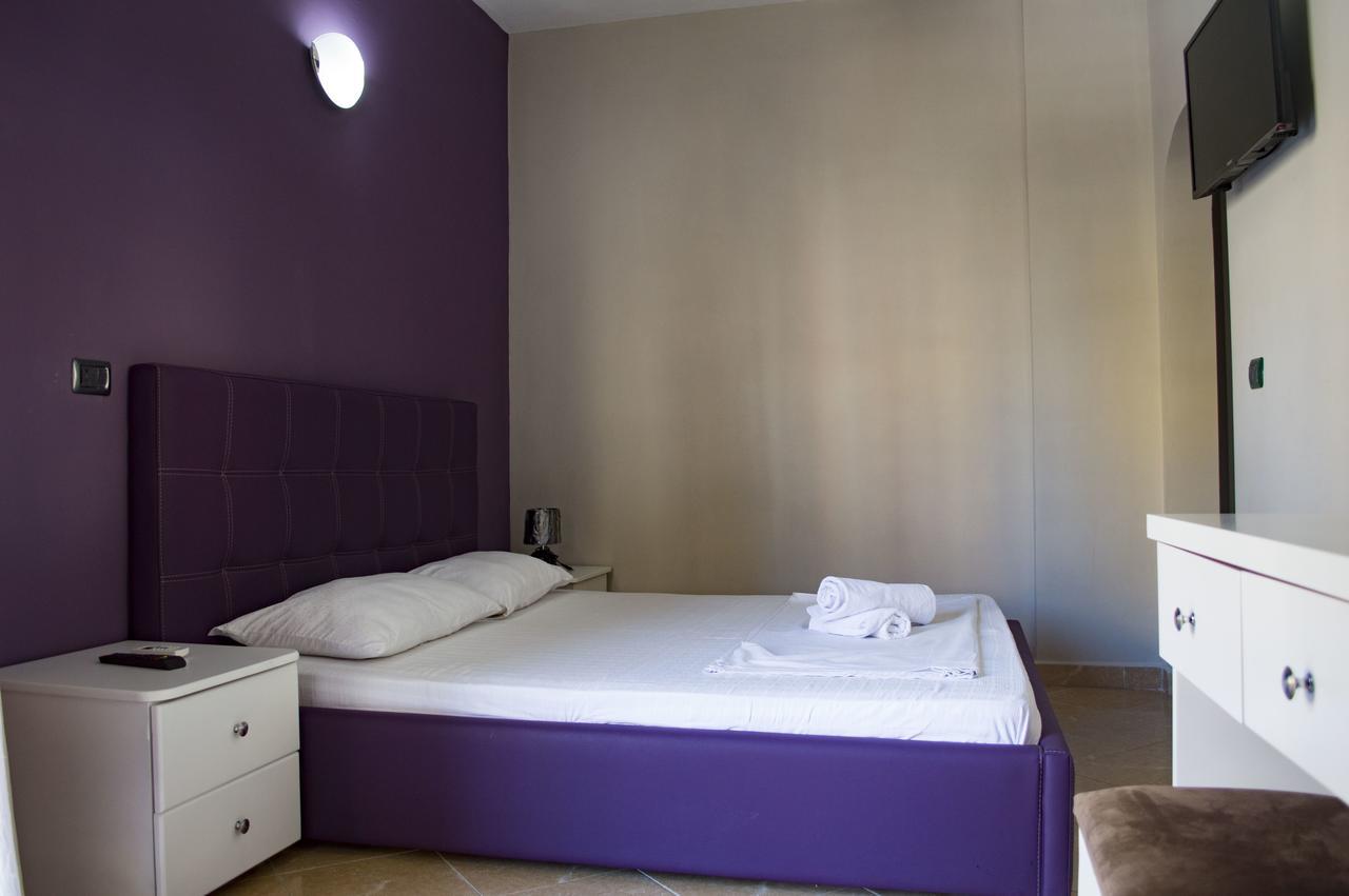 Hotel Riviera Дуррес Экстерьер фото